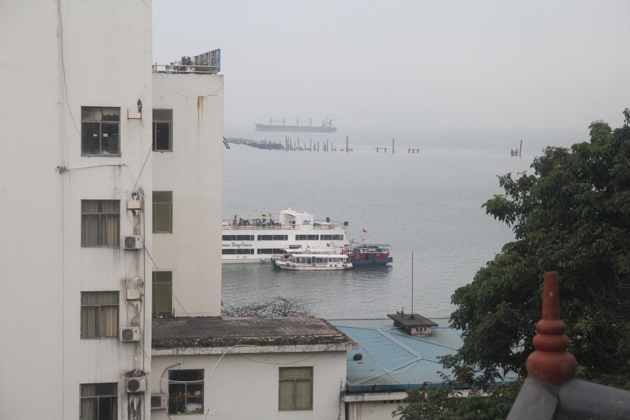Hoang Yen Guesthouse Ha Long Eksteriør bilde
